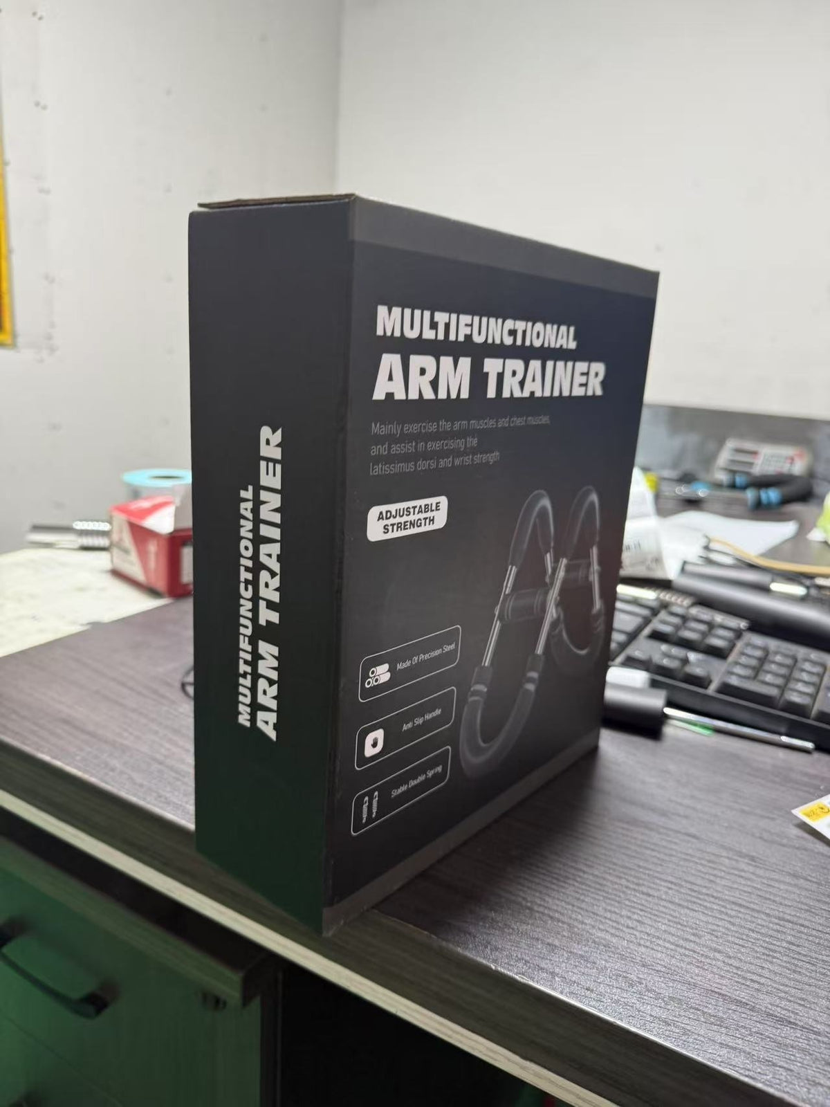 U-Shaped Arm & Chest Strength Trainer